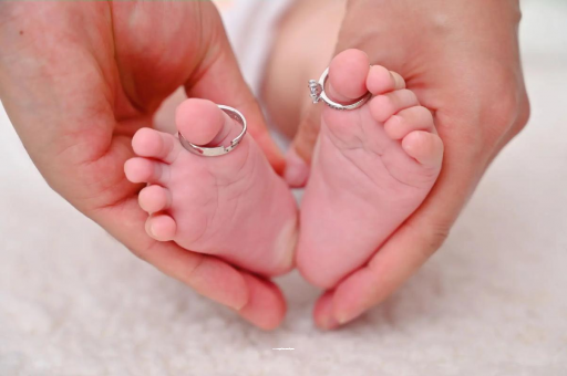 新野怀孕多久才会孕吐